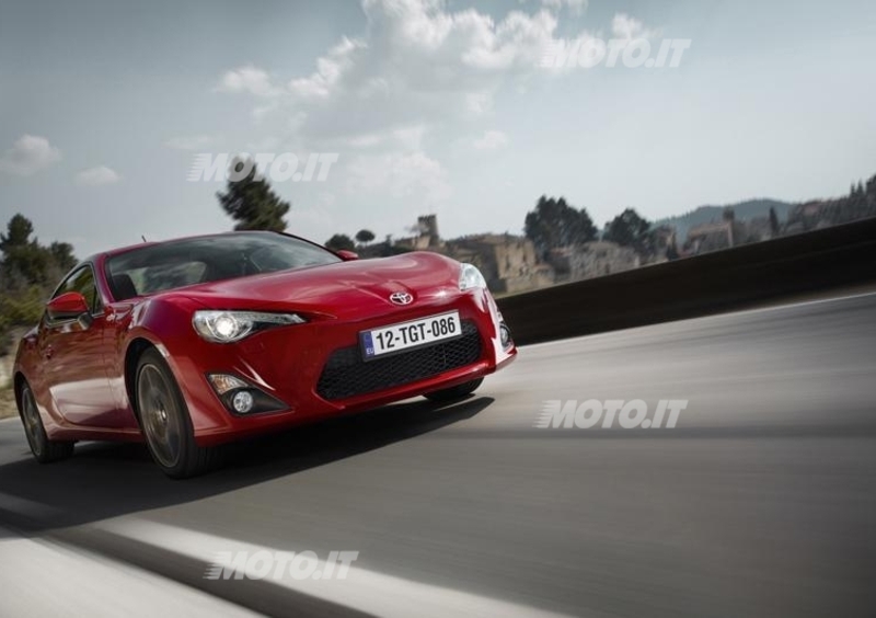 Toyota GT86: al vaglio una versione dotata del KERS