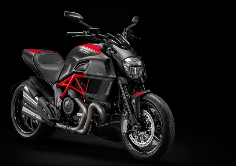 Ducati Diavel 1200 Diavel 1200 Carbon (2017 - 18)