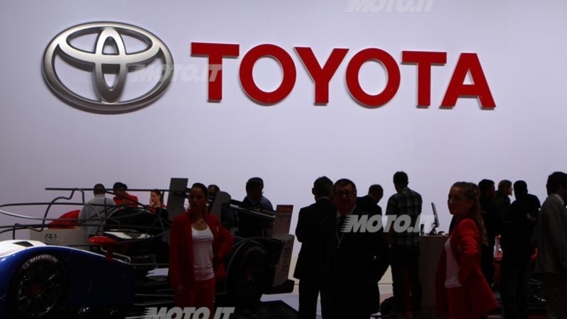 Toyota richiama 2.7 milioni di vetture