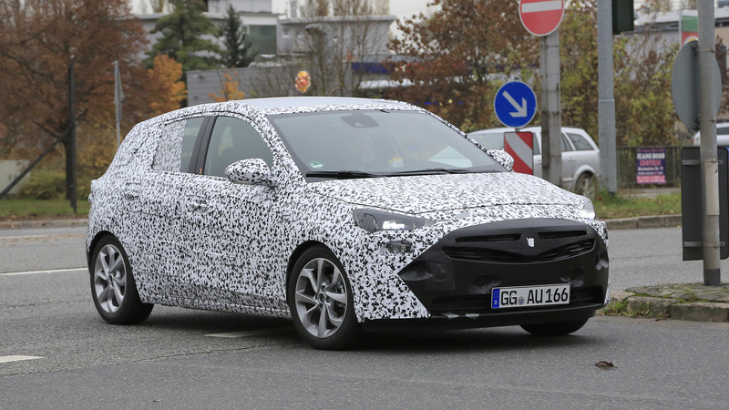 Nuova Opel Corsa: ecco il muletto in test