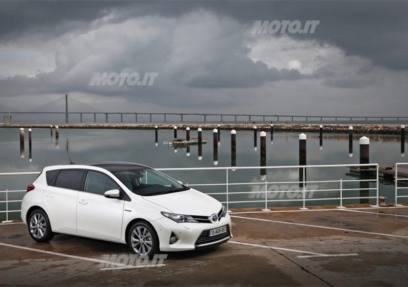 Nuova Toyota Auris: listino prezzi