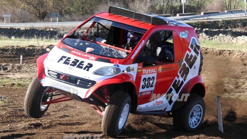 Dakar 2013: al via anche una smart