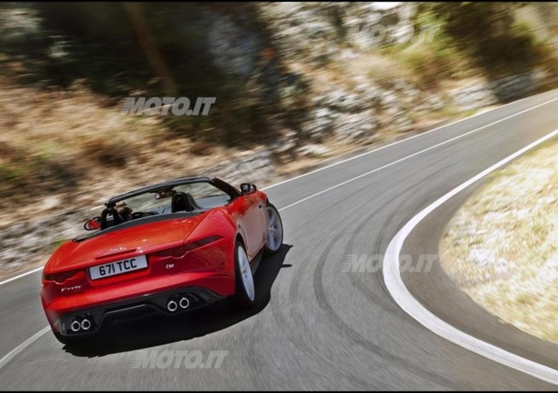 Jaguar F-Type Magazine: una app dedicata alla cabrio britannica