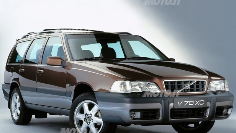 Volvo XC e Cross Country: la storia delle svedesi che amano il fuoristrada
