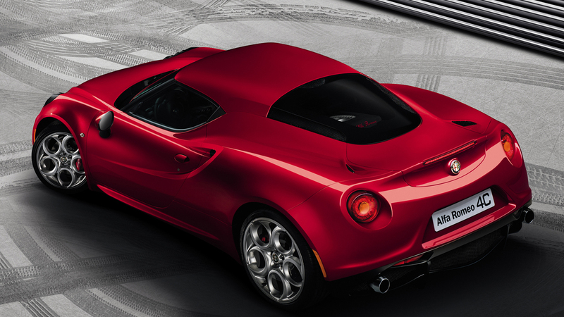 Alfa Romeo 4C: prime immagini e informazioni ufficiali