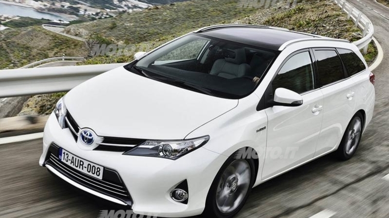 Toyota Auris Touring Sports: a Ginevra la versione familiare