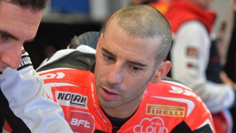 SBK. Lesione al menisco per Melandri