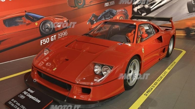 Ferrari: ecco le supercar esposte alla nuova mostra a Maranello