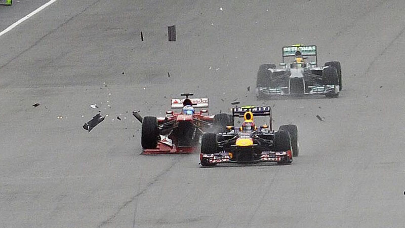 Alonso: la fotosequenza dell&#039;incidente di Sepang