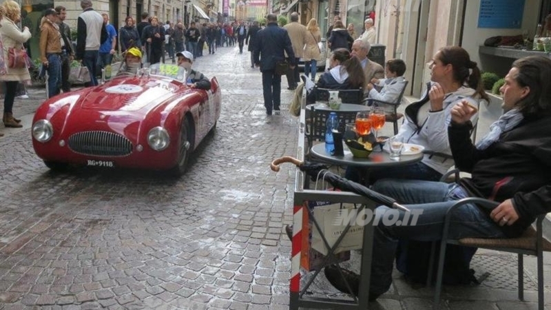 Mille Miglia 2013: una deviazione attraverso l&#039;Emilia per solidariet&agrave; ai terremotati