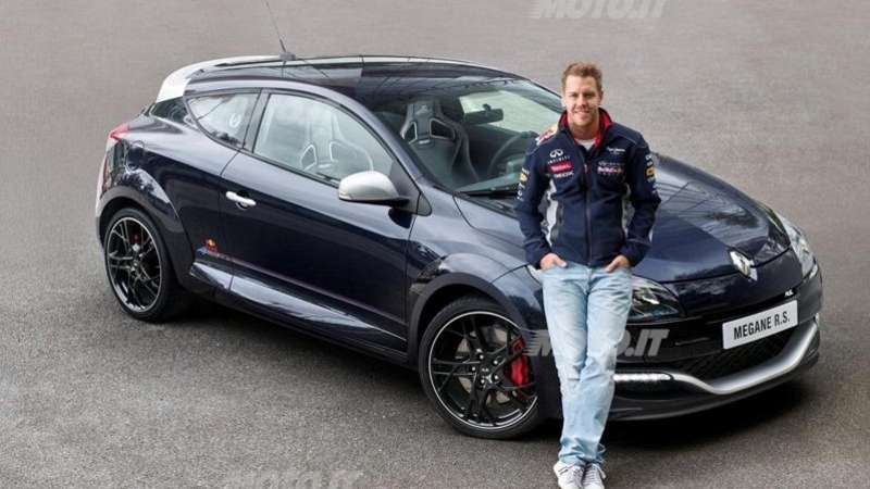 Renault M&eacute;gane RS Red Bull Racing RB8