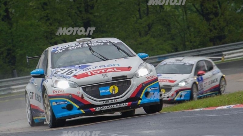 Peugeot 208 GTi: trionfo di categoria alla 24 Ore del N&uuml;rburgring