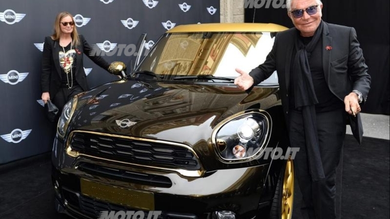 Life Ball 2013: svelata la Mini Paceman firmata da Roberto Cavalli