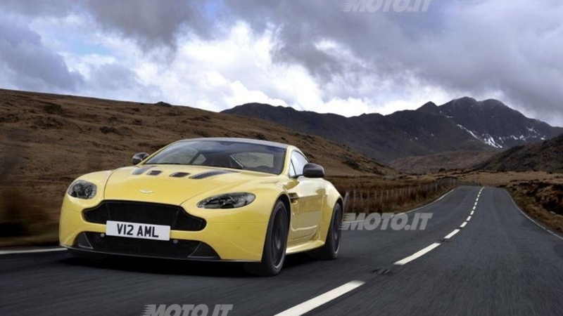 Aston Martin V12 Vantage S