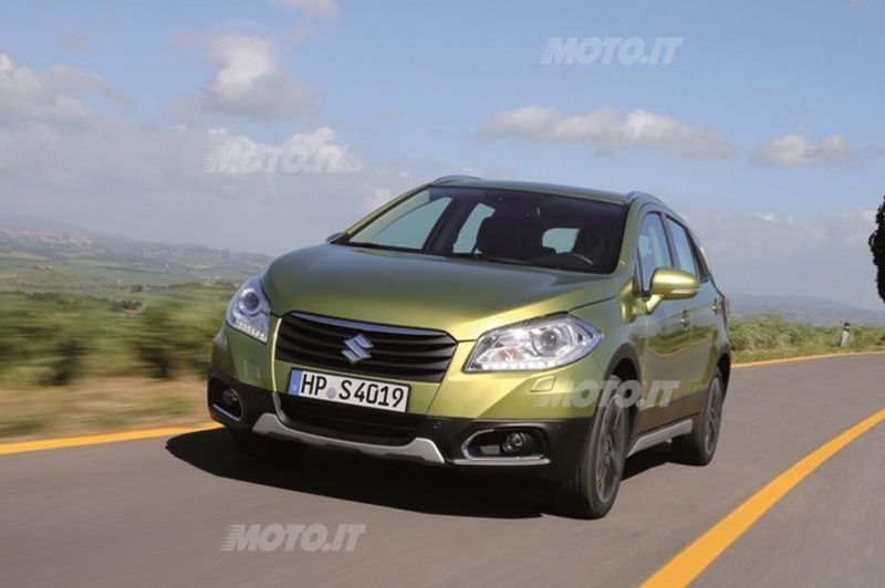 Suzuki S-Cross: porte aperte il 28 e 29 settembre 2013