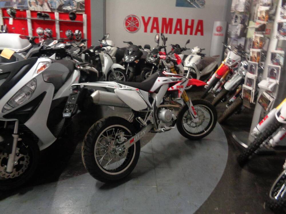 HM CRM F125 X Derapage 4t (3)