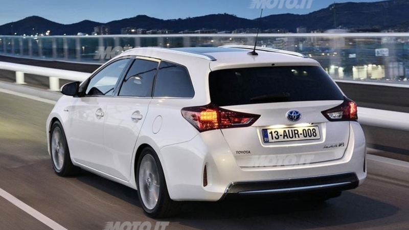 Gargano: &laquo;Toyota Auris Touring Sports? Spazio, ecologia e piacere di guida&raquo;