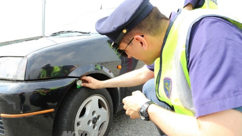 Vacanze sicure? Controlliamo le gomme!