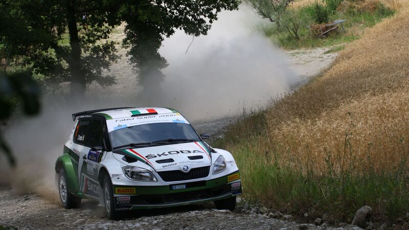 CIR 2013. Scandola e D&rsquo;Amore (Skoda Fabia S2000) in testa a &ldquo;tre quarti&rdquo; del Rally di San Marino!