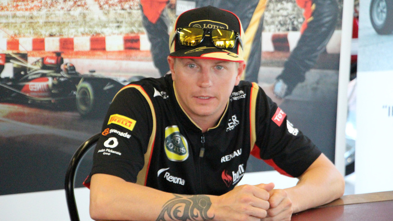 Raikkonen: &laquo;Interpreto gare e vita a modo mio. Credo sia questo che piace oggi ai miei tifosi&raquo;