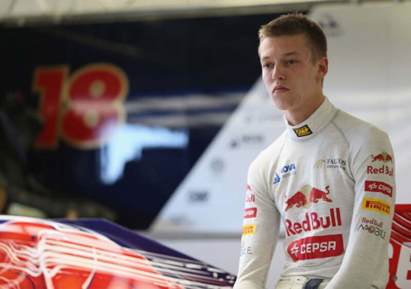 F1, mercato piloti: Daniil Kvyat &egrave; il pilota 2014 della Toro Rosso