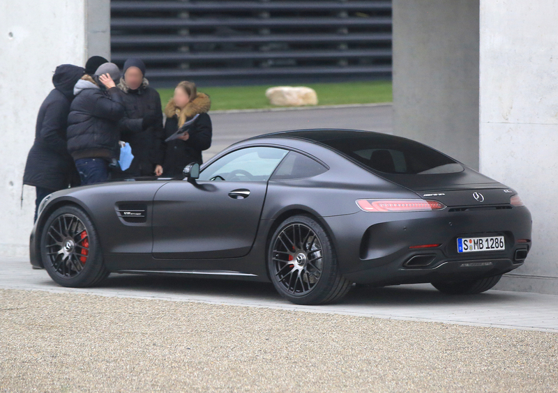 Mercedes-AMG GT C Coup&eacute;, le foto spia