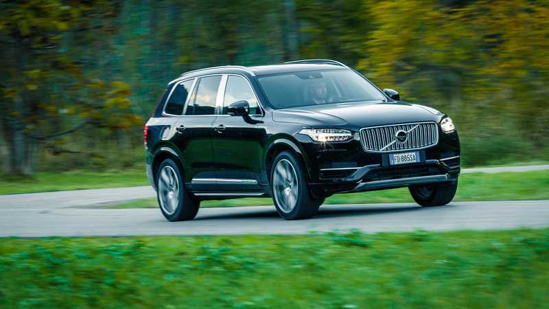 Volvo XC90 T8: tutta la potenza dell&rsquo;ibrido [Video]