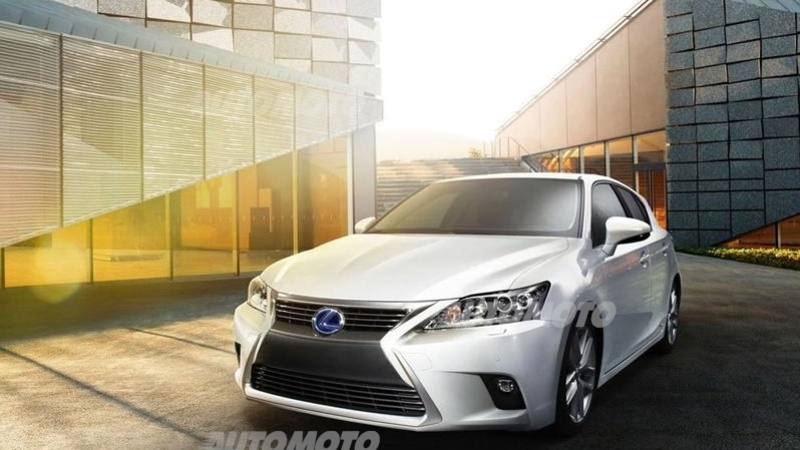 Lexus CT Hybrid restyling: prime immagini ufficiali