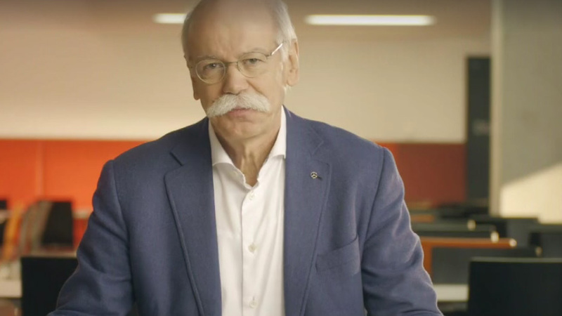 Mercedes, i divertenti auguri di Natale di Zetsche [Video]