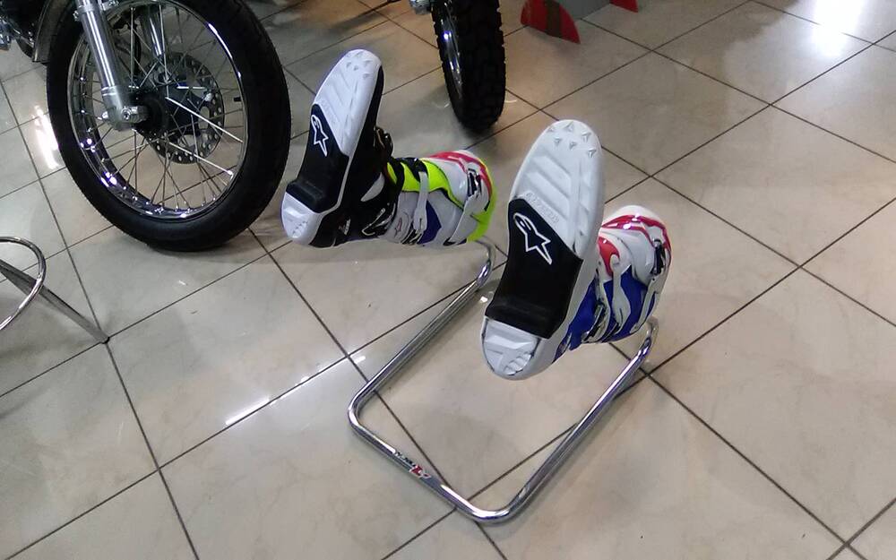 STRUTTURA PER STIVALI RTECH (2)