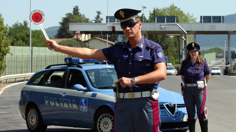 Polizia Stradale: pattuglie in calo nel 2014. Sicurezza a rischio?