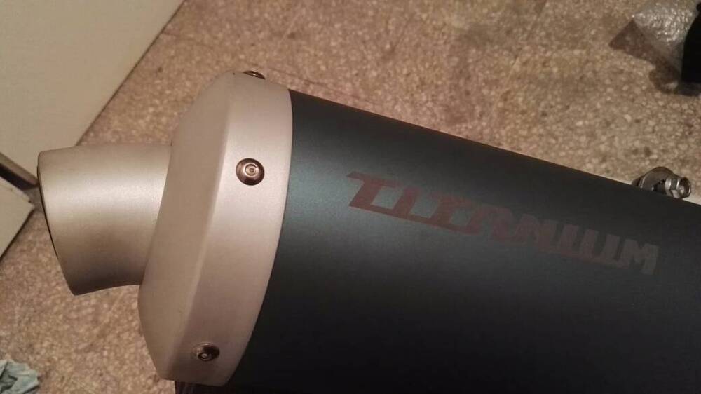 SCARICO YAMAHA R1 (2)