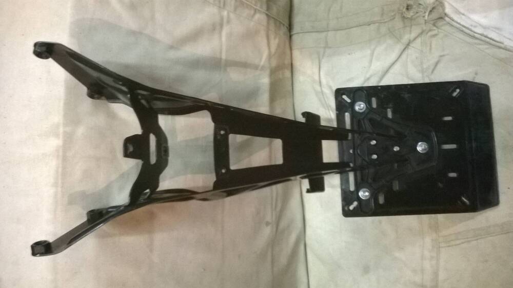 Portatarga Triumph (2)