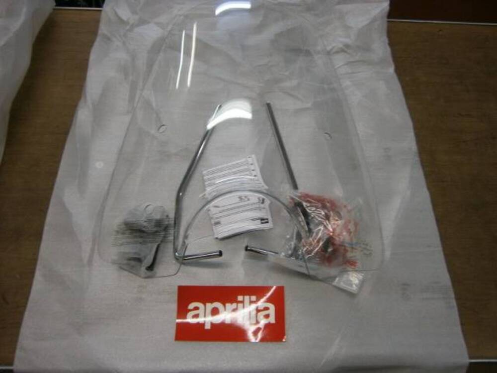 parabrezza scarabeo 125 Aprilia