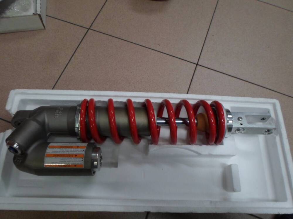 MONO AMMORTIZZATORE SUZUK Suzuki