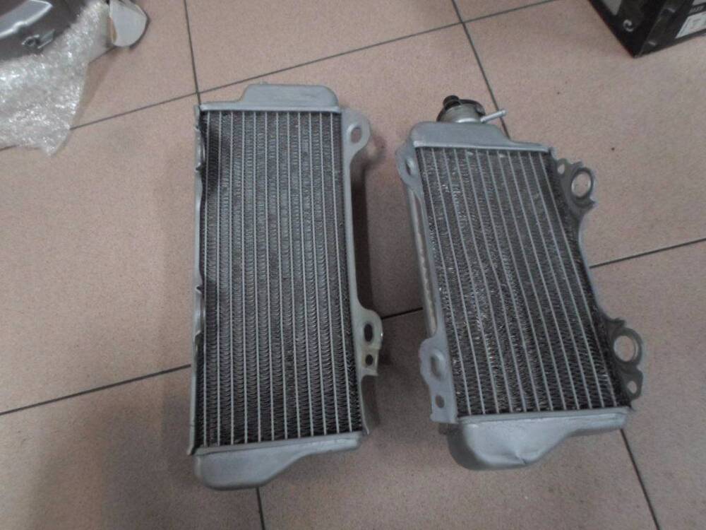 RADIATORE SX SUZUKI RMZ (3)