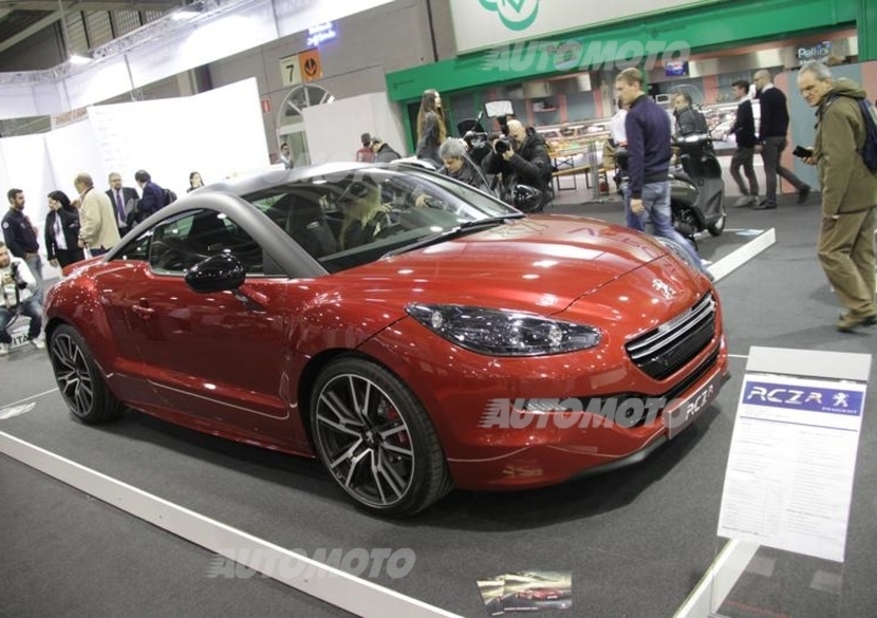 Motor Bike Expo. Peugeot: RCZ R, il leone alza la criniera!