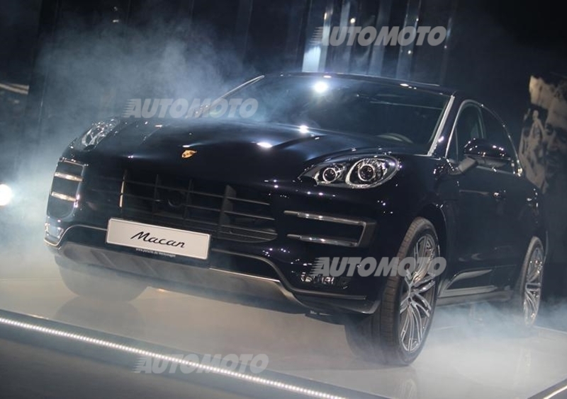 Porsche Macan arriva in Italia: eccola in anteprima a Milano