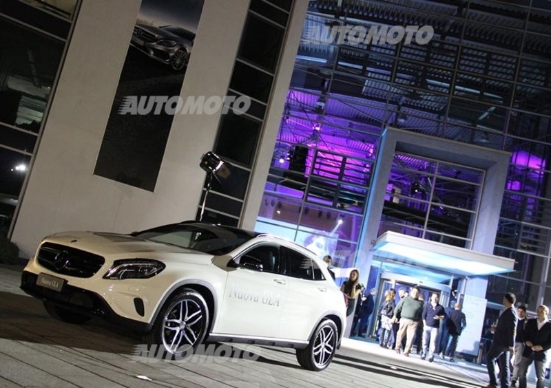 Mercedes GLA: arriva in Italia sulle note di Giorgia, Giuliano Palma e Saturnino