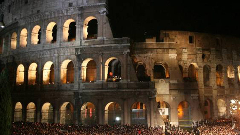 Roma: Fori Imperiali chiusi al traffico venerd&igrave; 18. Deviazioni per 12 linee Atac