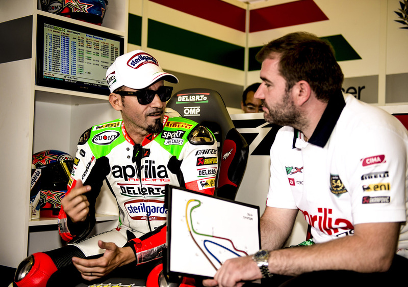 SBK 2015. Biaggi: &quot;Vedere i miei avversari dalla pista &egrave; spettacolo puro&rdquo;