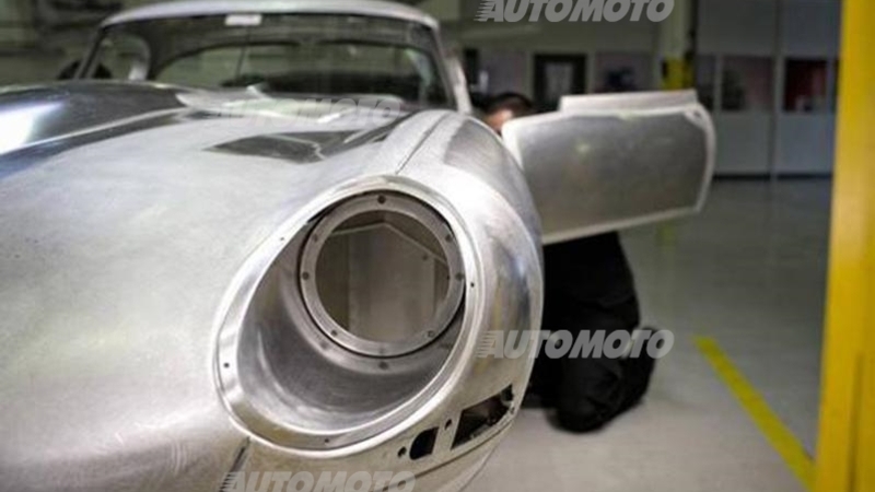 Jaguar E-Type Lightweight: verranno ricostruiti 6 esemplari