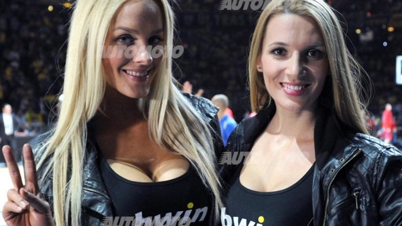 bwin Sports Girls: vota condividi e vinci la MotoGP al Mugello