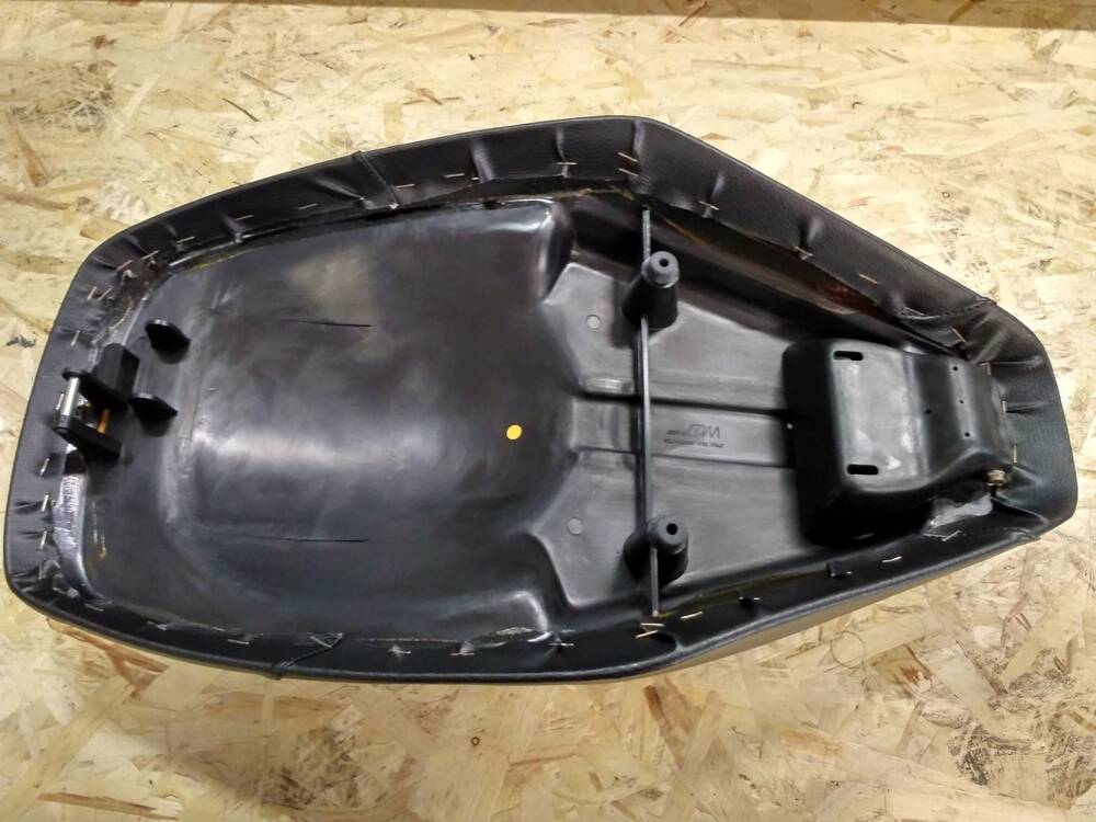 SELLA DOPPIA AMICO 50 Aprilia (2)