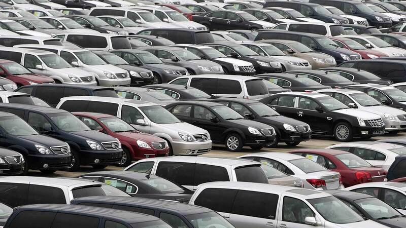 Mercato auto Italia: a maggio torna il segno meno (- 3,83%)