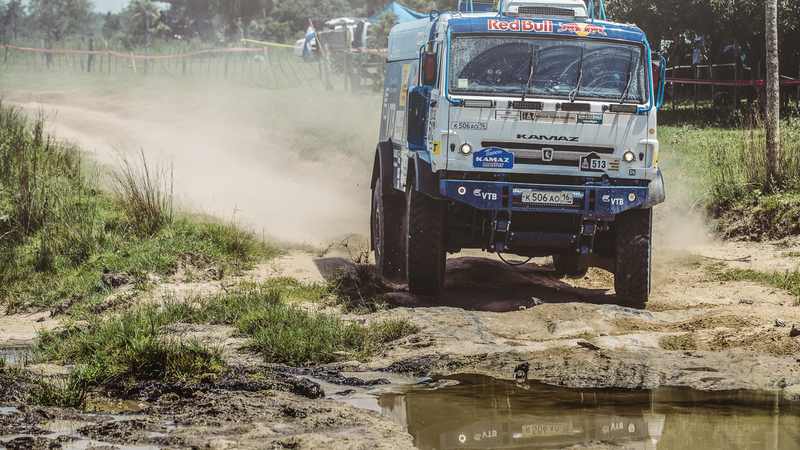 Dakar 2017, Live Day 2: vincono Loeb e Price