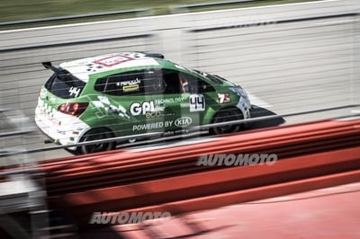 Kia Green Hybrid Cup 2014, Imola: Perucca si ritira in gara 1