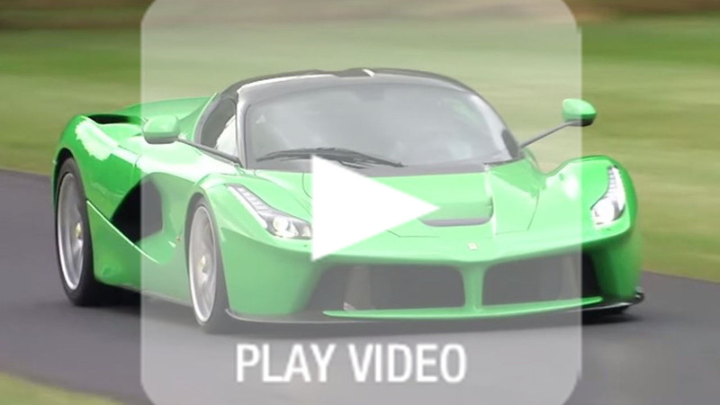 LaFerrari: Jay Kay mostra la sua hypercar in azione a Goodwood