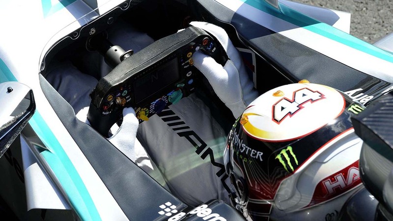 F1 Giappone 2014: strapotere Mercedes nelle libere. Ferrari nell&#039;ombra