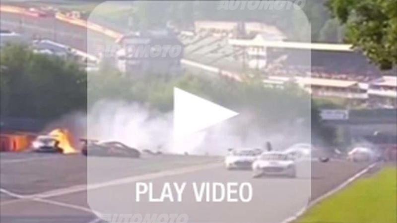 24 Ore di Spa 2014: incidente terrificante, maxi-tamponamento e auto in fiamme [video]